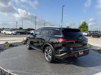 2023 INFINITI QX60 LUXE