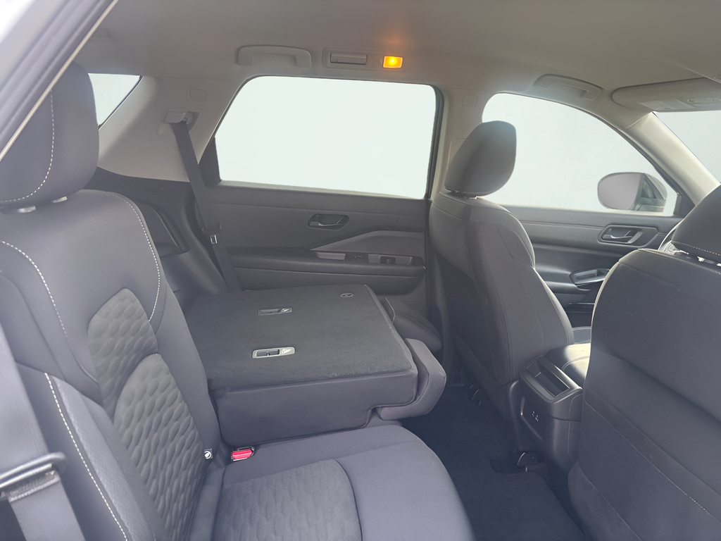 2023 Nissan Pathfinder S