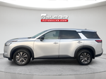 2023 Nissan Pathfinder S