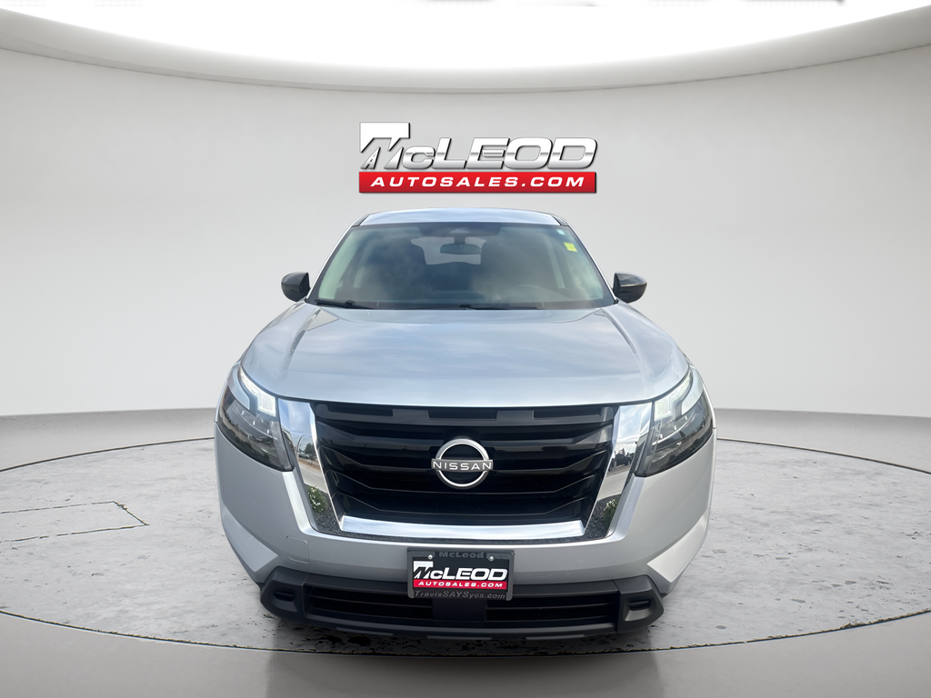 2023 Nissan Pathfinder S