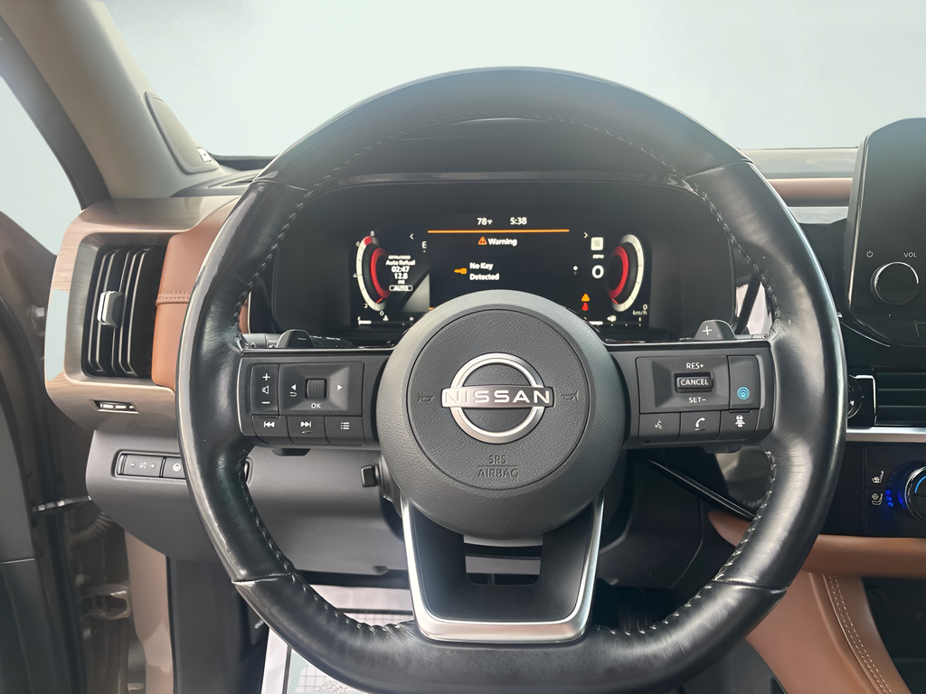 2023 Nissan Pathfinder Platinum