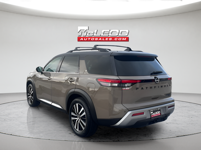 2023 Nissan Pathfinder Platinum