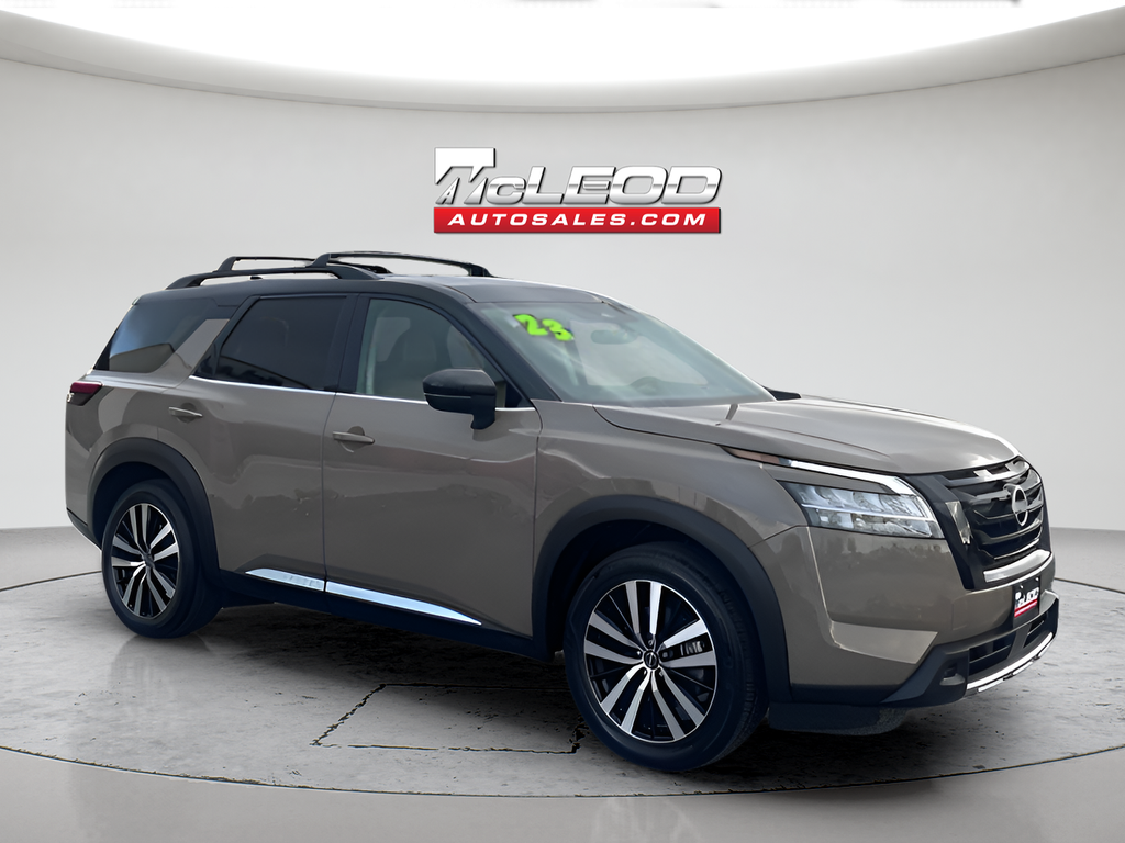 2023 Nissan Pathfinder Platinum