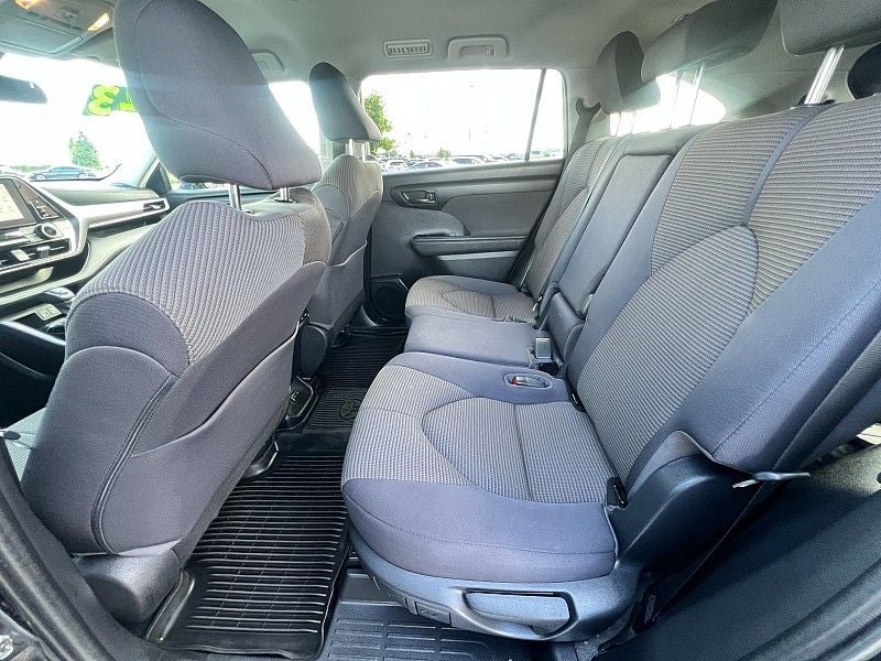 2023 Toyota Highlander LE