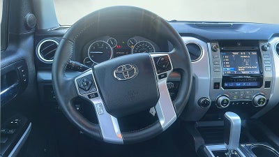 2017 Toyota Tundra 4WD Platinum