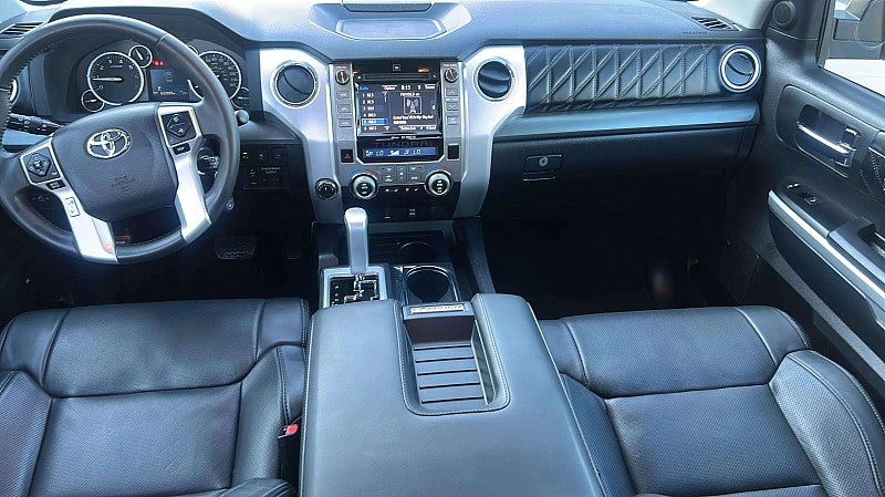 2017 Toyota Tundra 4WD Platinum