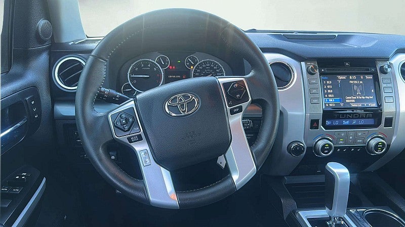 2017 Toyota Tundra 4WD Platinum