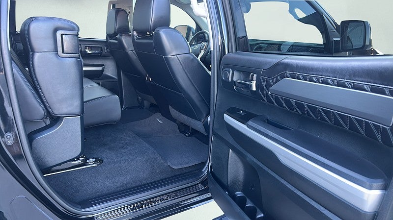 2017 Toyota Tundra 4WD Platinum