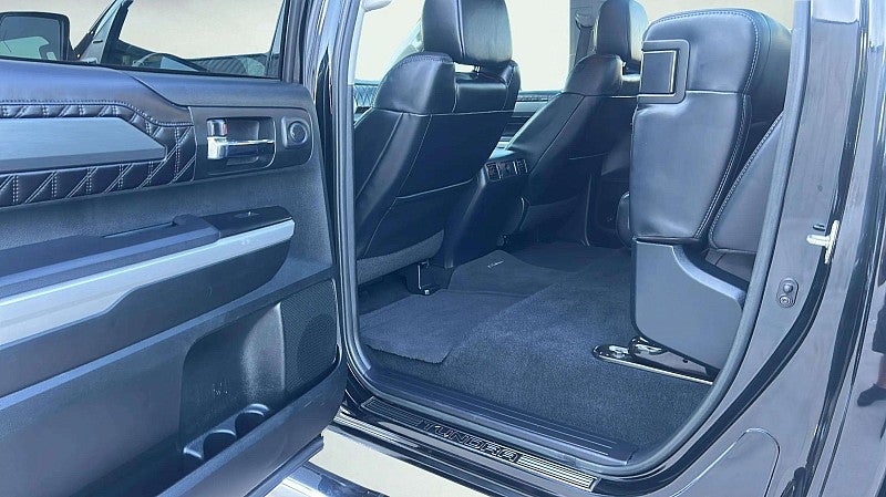 2017 Toyota Tundra 4WD Platinum
