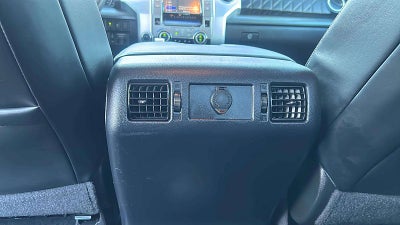 2017 Toyota Tundra 4WD Platinum