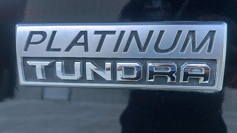 2017 Toyota Tundra 4WD Platinum