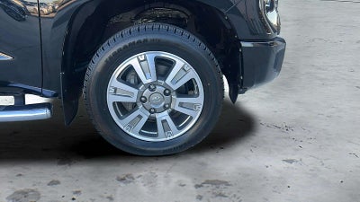 2017 Toyota Tundra 4WD Platinum