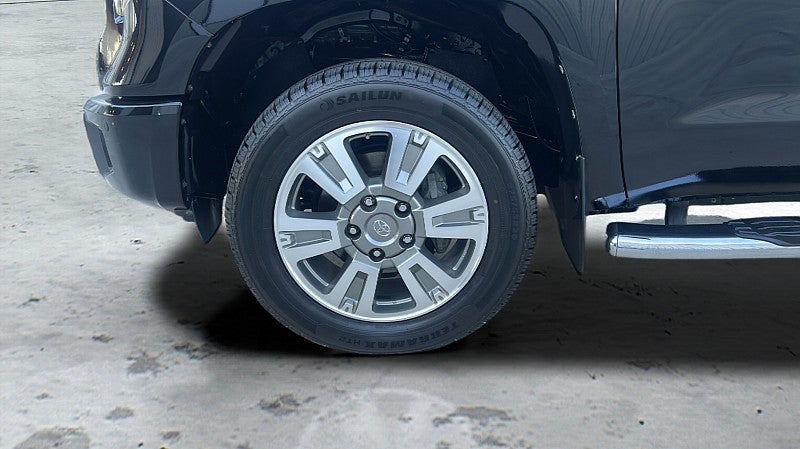 2017 Toyota Tundra 4WD Platinum