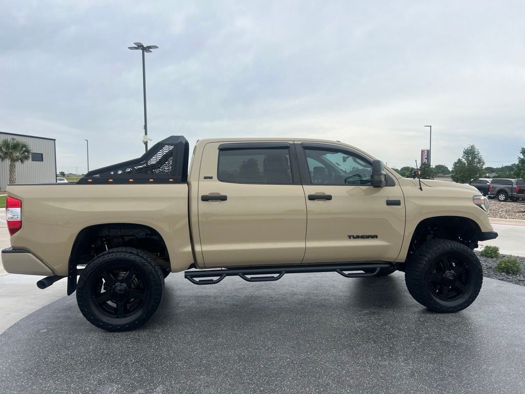 2017 Toyota Tundra SR5