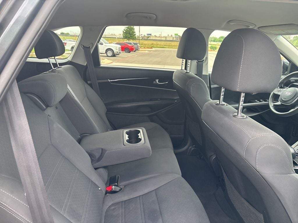 2020 Kia Sorento LX