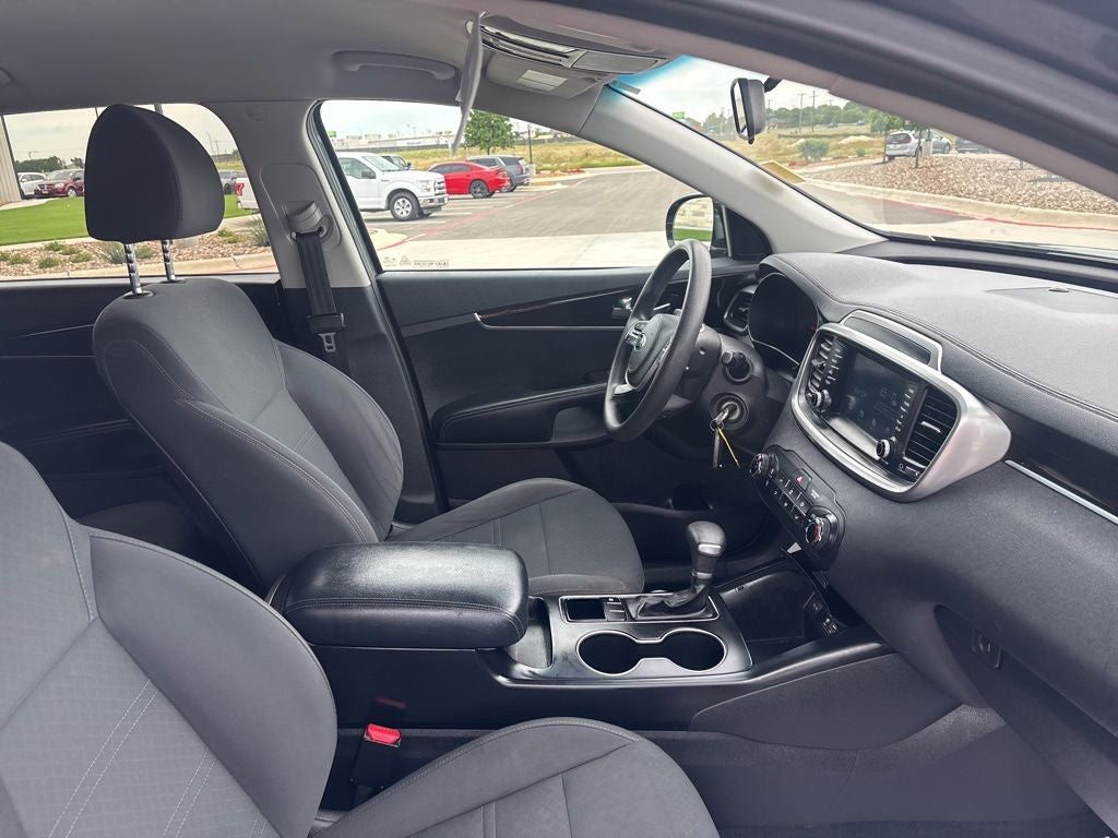 2020 Kia Sorento LX