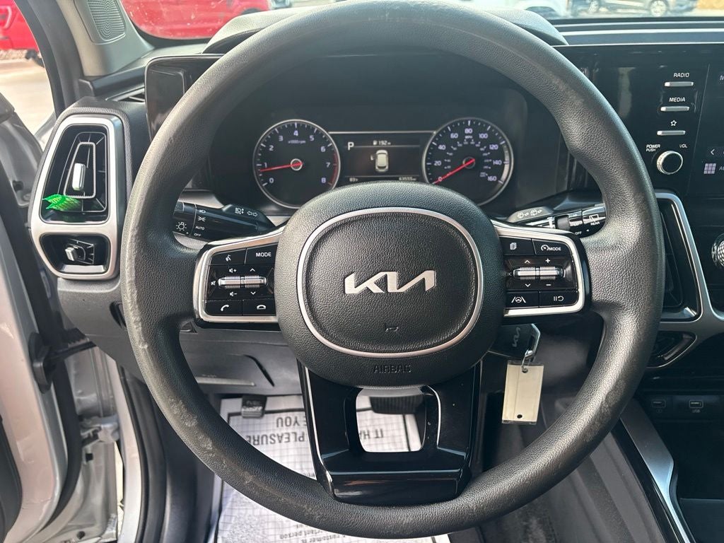 2022 Kia Sorento LX
