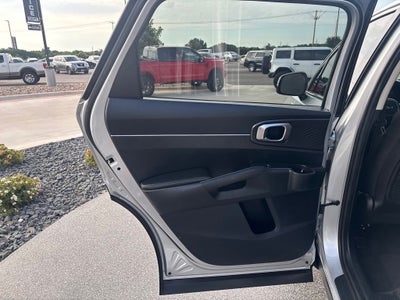 2022 Kia Sorento LX