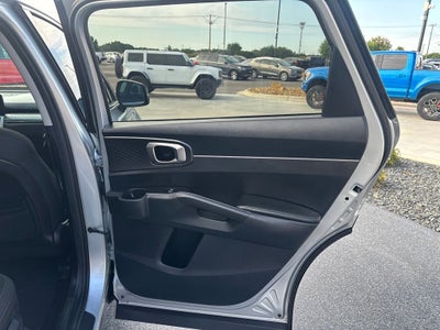 2022 Kia Sorento LX