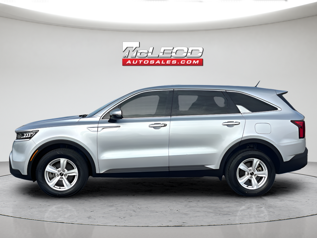 2022 Kia Sorento LX