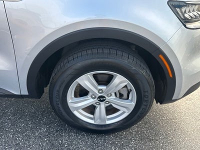 2022 Kia Sorento LX