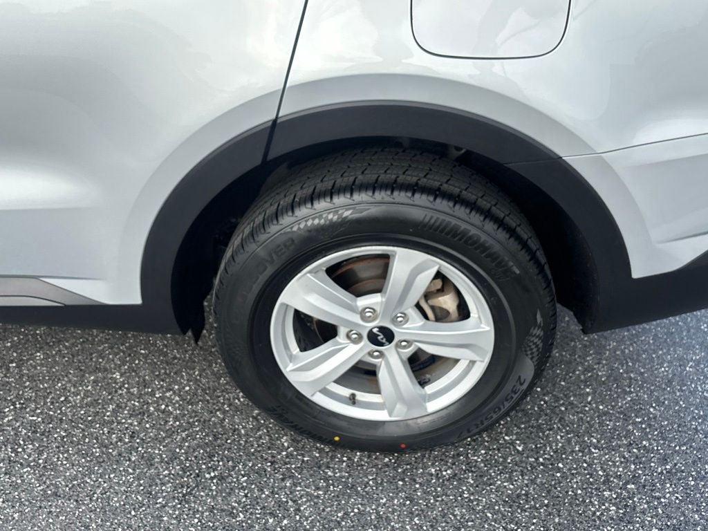 2022 Kia Sorento LX