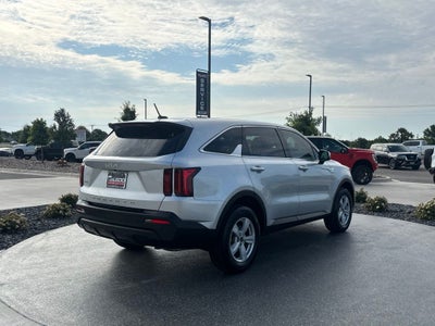 2022 Kia Sorento LX