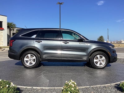 2022 Kia Sorento LX