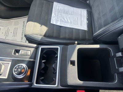2024 Mitsubishi Outlander Base