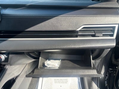 2024 Mitsubishi Outlander Base