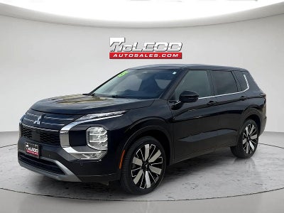 2025 Mitsubishi Outlander SE