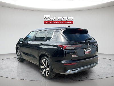 2025 Mitsubishi Outlander SE