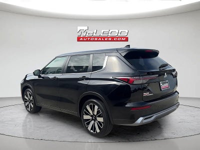 2025 Mitsubishi Outlander SE