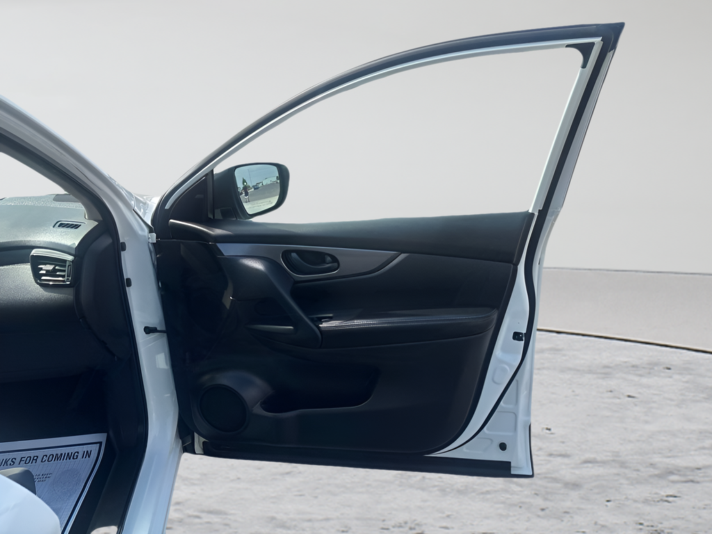 2022 Nissan Rogue Sport S