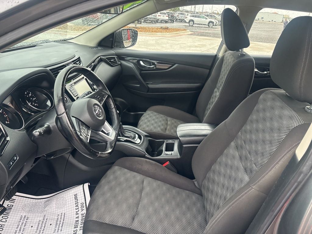 2021 Nissan Rogue Sport SV
