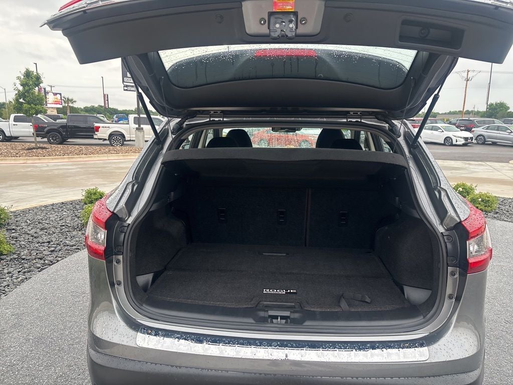 2021 Nissan Rogue Sport SV
