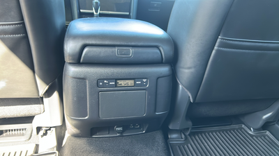 2023 Nissan Armada SV
