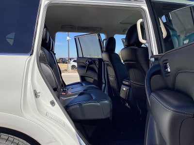 2024 INFINITI QX80 LUXE