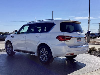 2024 INFINITI QX80 LUXE