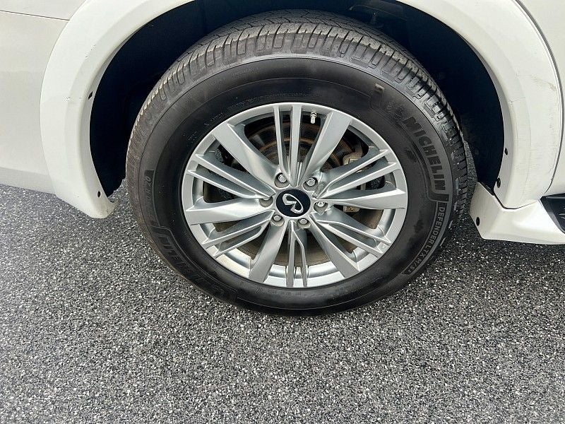 2021 INFINITI QX80 LUXE