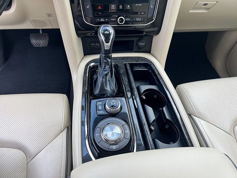 2021 INFINITI QX80 LUXE