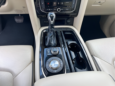 2021 INFINITI QX80 LUXE
