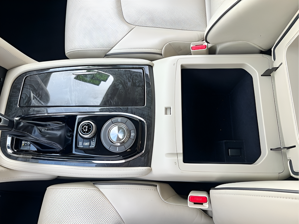 2021 INFINITI QX80 LUXE