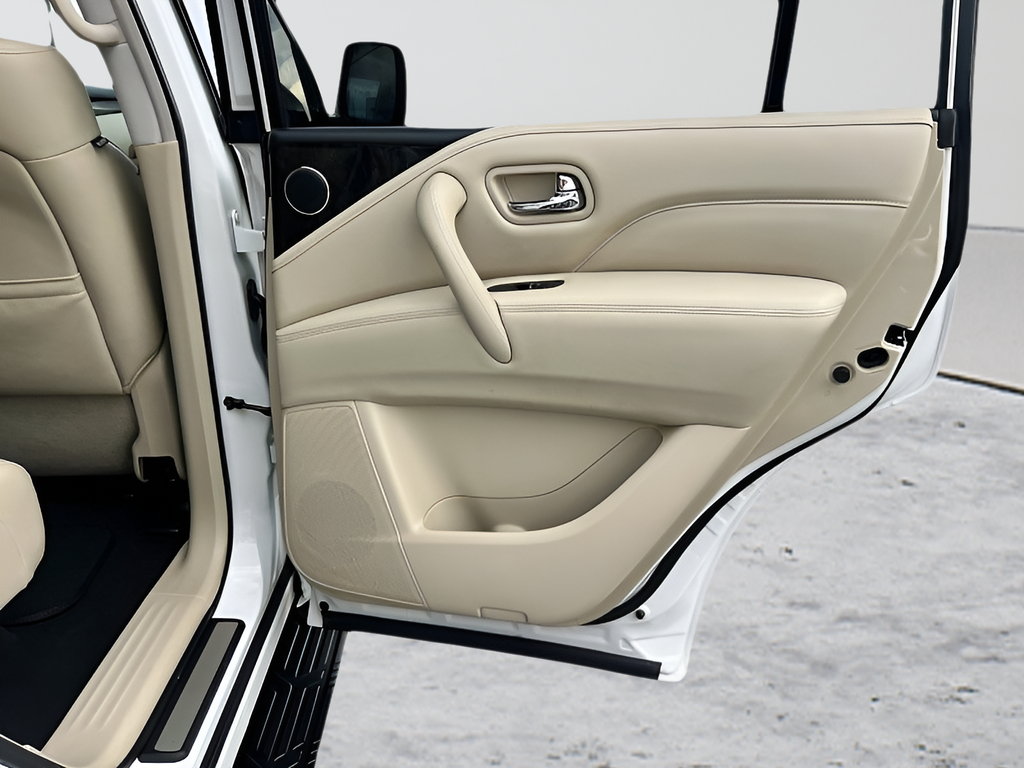 2021 INFINITI QX80 LUXE
