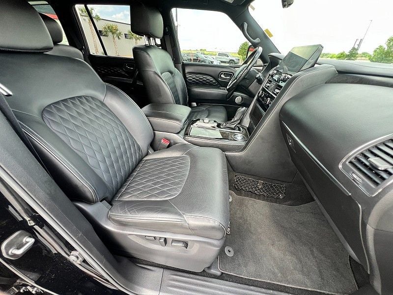 2023 INFINITI QX80 Sensory