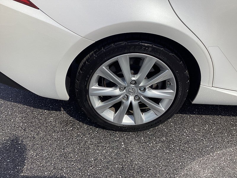 2016 Lexus IS 200t 4dr Sdn