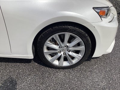 2016 Lexus IS 200t 4dr Sdn