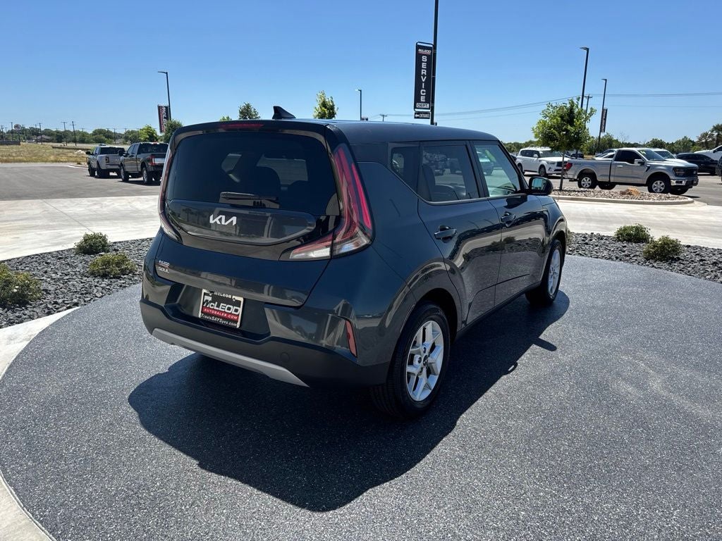 2024 Kia Soul LX