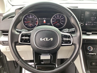 2024 Kia Carnival LX