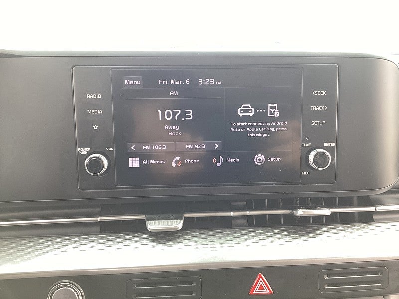 2024 Kia Carnival LX